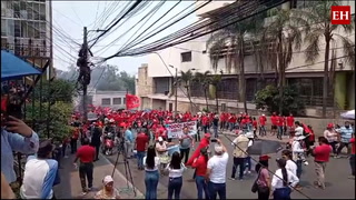 Marcha del Día del Trabajador: Empleados llegan al Congreso Nacional