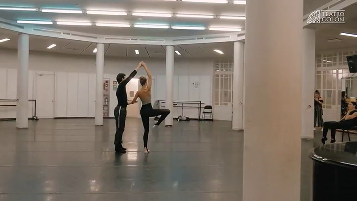 Funciones gratuitas del Ballet Estable en el Anfiteatro del Parque Centenario - Fuente: Teatro Colón
