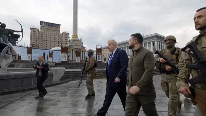 Guerra Rusia-Ucrania. Así fue la visita sorpresa de Boris Johnson a Volodimir Zelenski