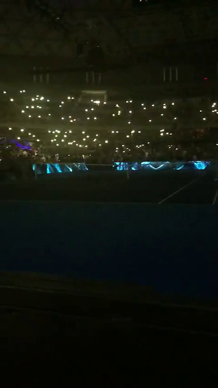 Así recibieron a Roger Federer en Santiago de Chile - Video: Sebastián Torok