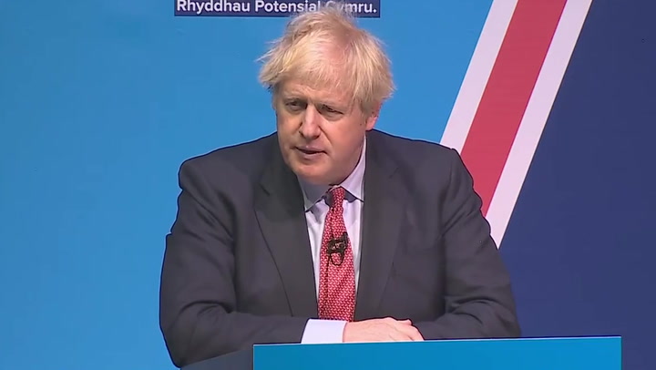 Boris Johnson attacks Labour’s ‘Corbynista loons’ as he discusses UK’s Putin response