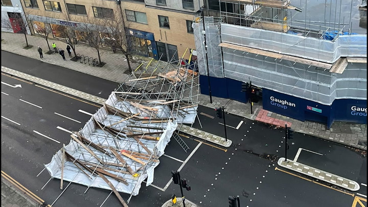 Storm Henk: Scaffolding collapses onto London street amid 60mph winds