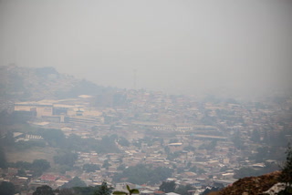 ¡Preocupante! Densa capa de humo permanece sobre Tegucigalpa