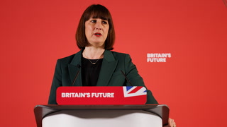 Conservatives ‘gaslighting’ public over economy, says Rachel Reeves