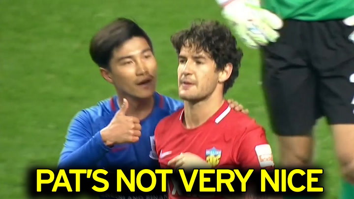 Alexandre Pato smashes penalty over bar and is mocked by rival player