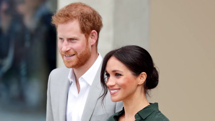 Meghan Markle and Harry 'erect screens around house to stop nosey ...