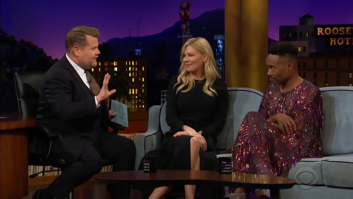 Kirsten Dunst habló sobre su primer beso - Fuente: The Late Late Show with James Corden