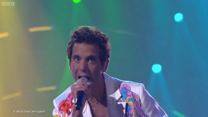 Mika performs 'Grace Kelly' at Eurovision Song Contest