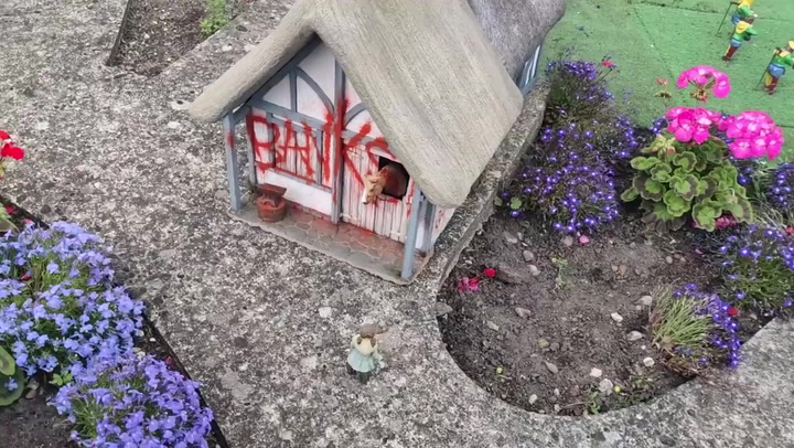Possible new Banksy pops up in tiny Great Yarmouth model village