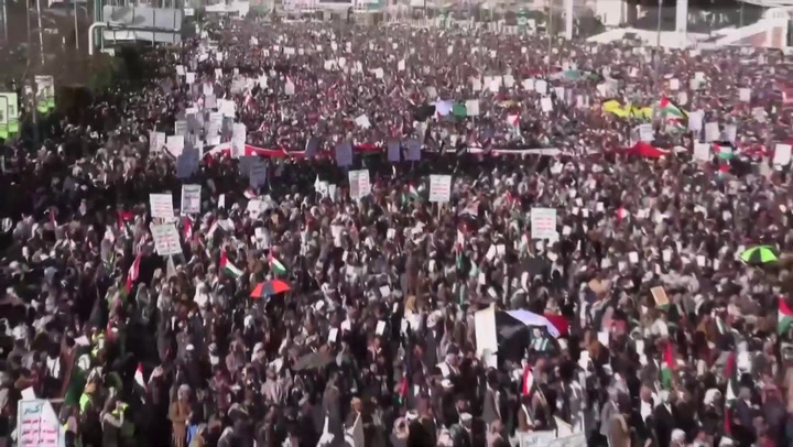 WATCH: MILLIONS take to Yemen streets as protests erupt over Houthi rebel strikes