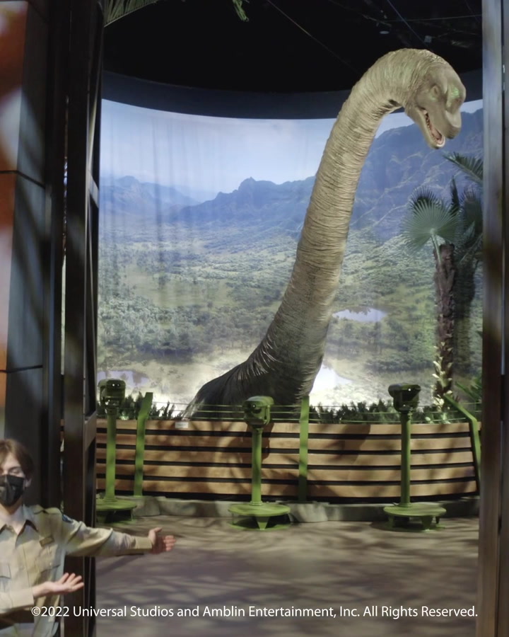 Jurassic World The Exhibition Officially Opens In The Uk As Roarsome Dinosaurs Come To Life 
