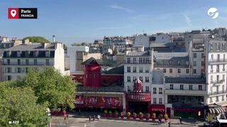 Se derrumbaron las aspas del molino del emblemático cabaret Moulin Rouge en París
