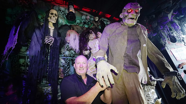 Dublin electrician's home turns into terrifying Halloween 'house of horrors' for 22nd year