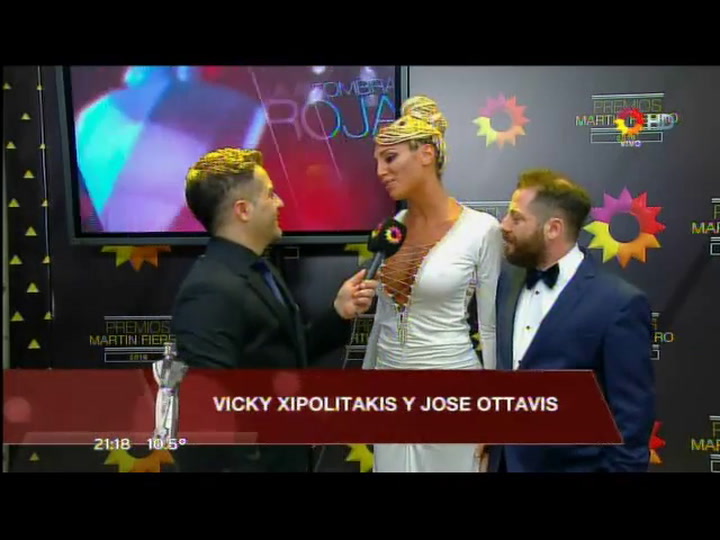 Vicky Xipolitakis y José Ottavis, muy mimosos