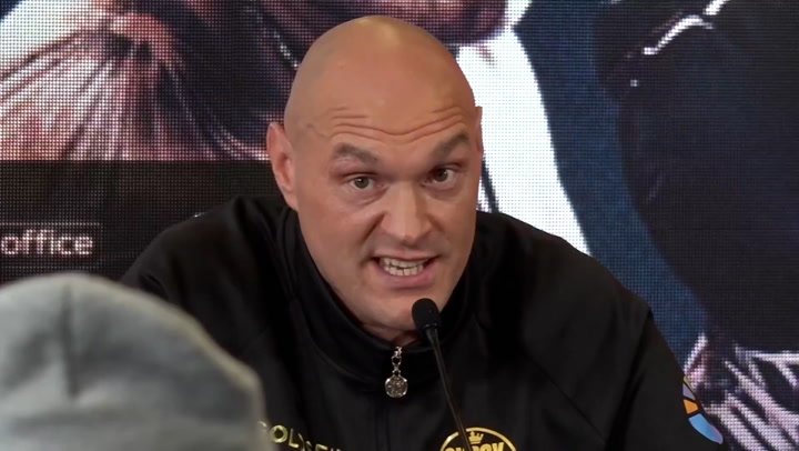 Fury labels himself 'encyclopedia of boxing' as he breaks down Usyk fight