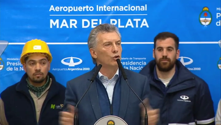 El presidente Mauricio Macri dio un discurso en el aeropuerto de Mar del Plata.