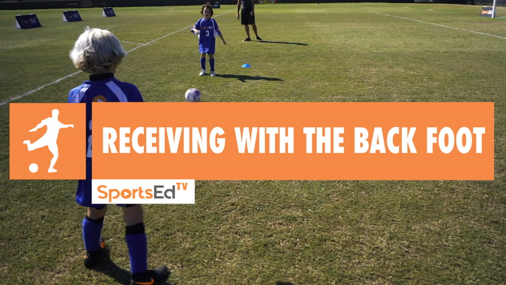 RECEIVING WITH THE BACK FOOT: WINNING SKILLS