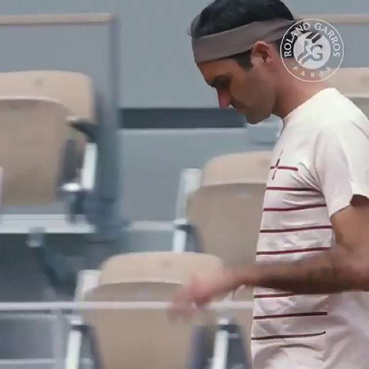 Roger Federer usó una remera de Mario Bros - Fuente: Roland Garros