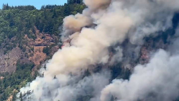 US: Tunnel 5 Fire Rapidly Spreads, Prompts Evacuations In Washington 3