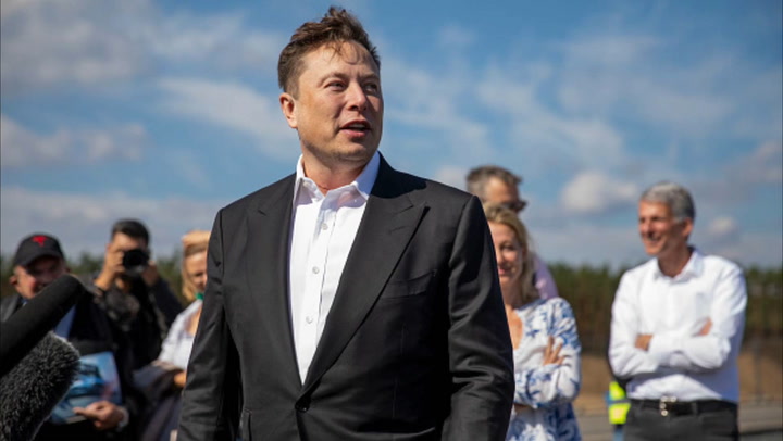 Elon Musk, el hombre más rico del planeta, se unió al negocio de las redes sociales