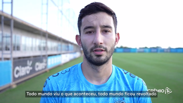 Com retorno antecipado, Villasanti treina com Grêmio antes de jogo decisivo