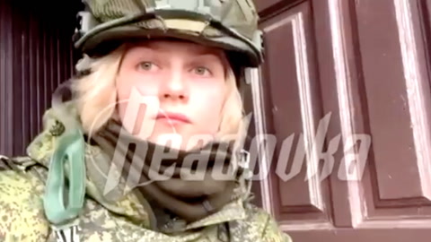 Video: Russisk reporter blir truffet