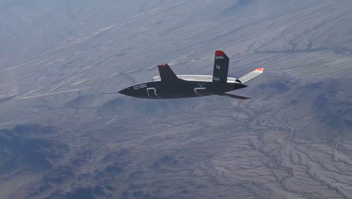 El vuelo inaugural del XQ-58A Valkyrie Demonstrator - Fuente: YouTube
